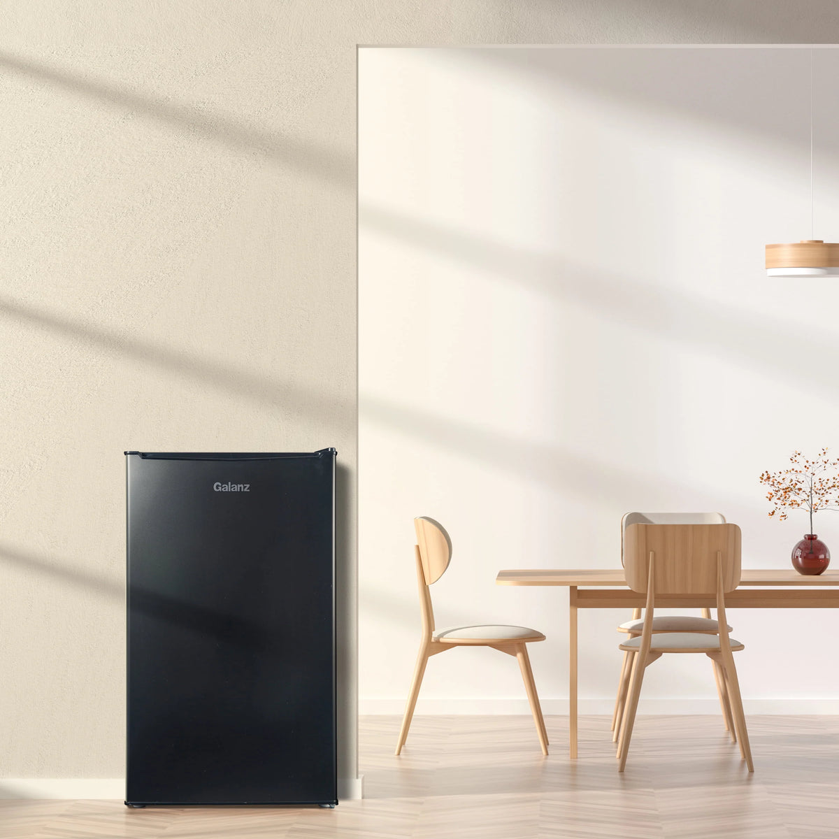 3.3 Cu ft Black Mini Fridge I3983