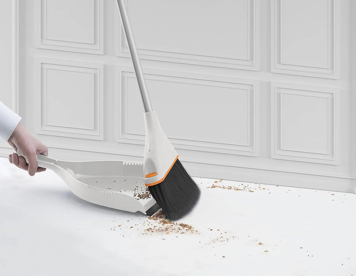 Heavy Duty Plastic Dustpan with Rubber Edge B8996