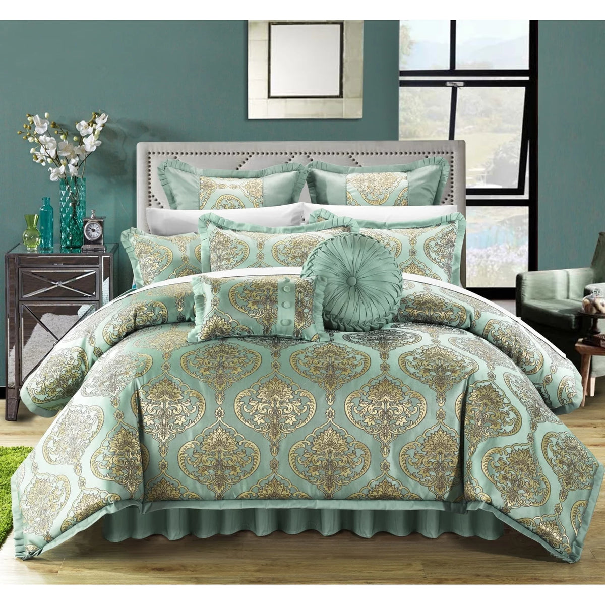 9 Piece Jacquard Comforter Set R256467