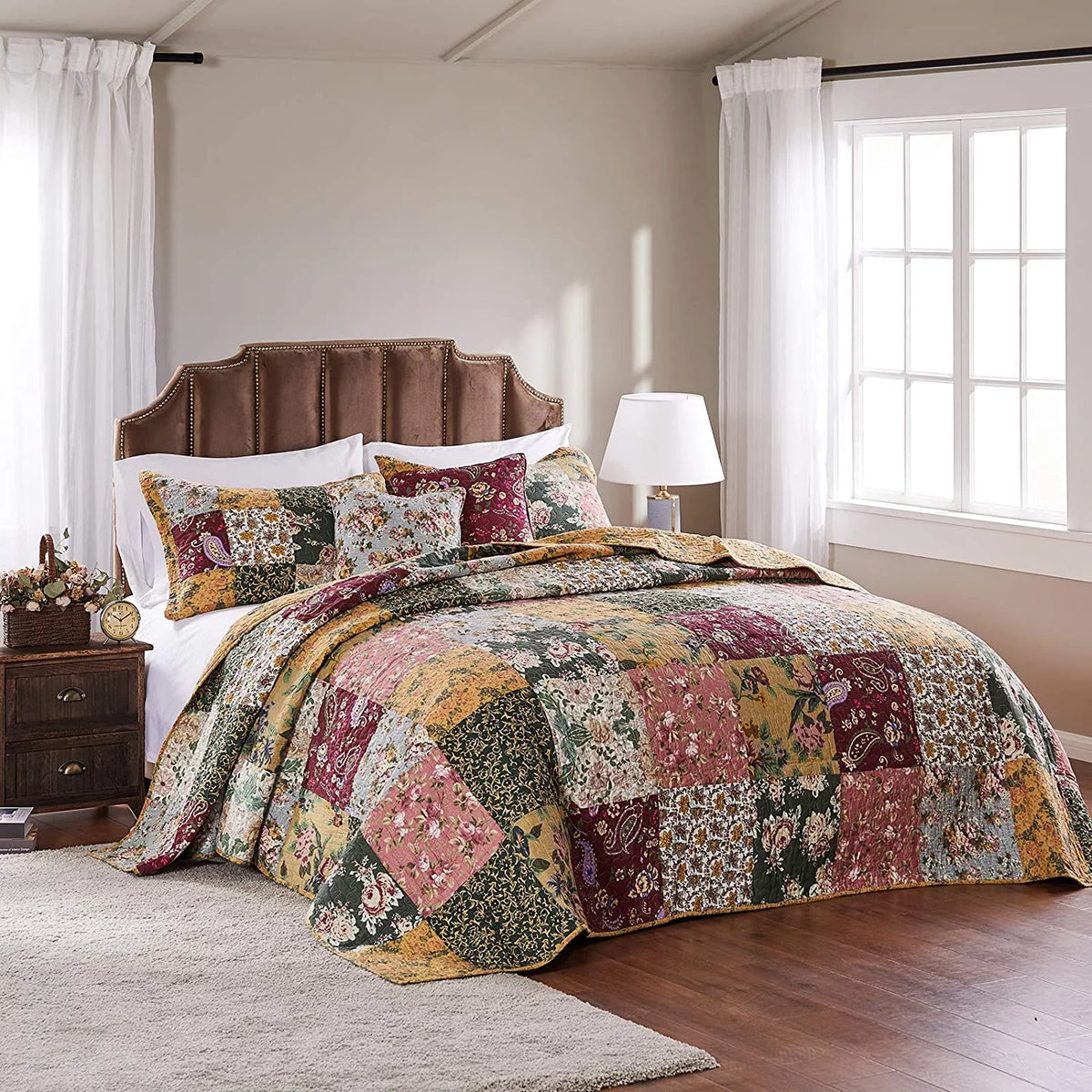 Antique Chic Reversible Cotton Patchwork Bedspread Set, 3-Piece King E1094