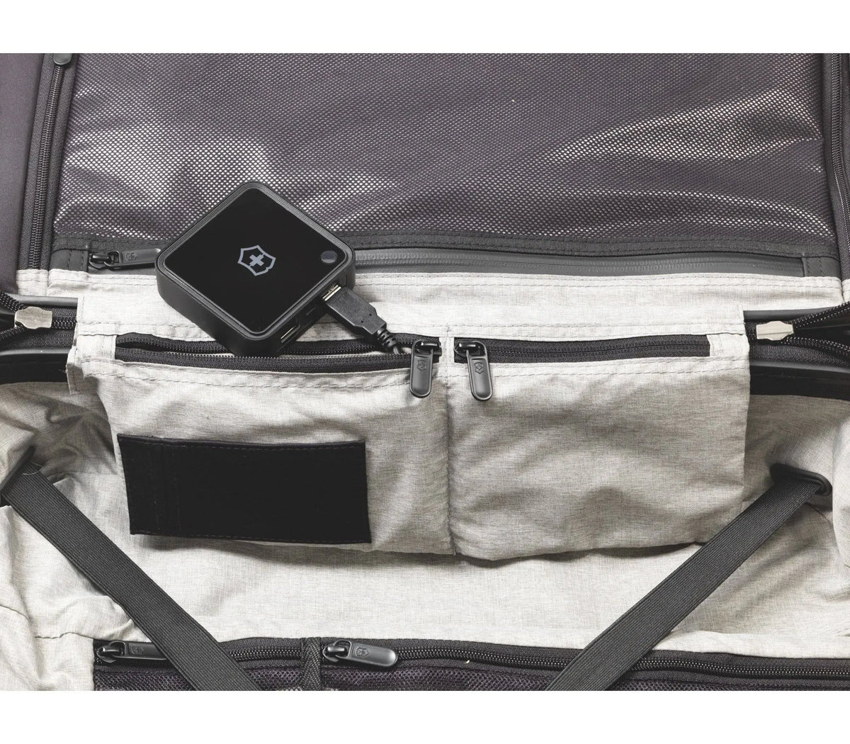 Hardside Carry-On Black F8111