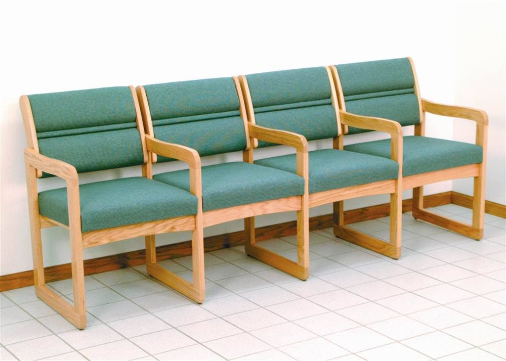 Solid Oak Wooden Mallet Quad Reception Area Chair with Sled Base, Light Finish & Cream Vinyl Upholstery R854