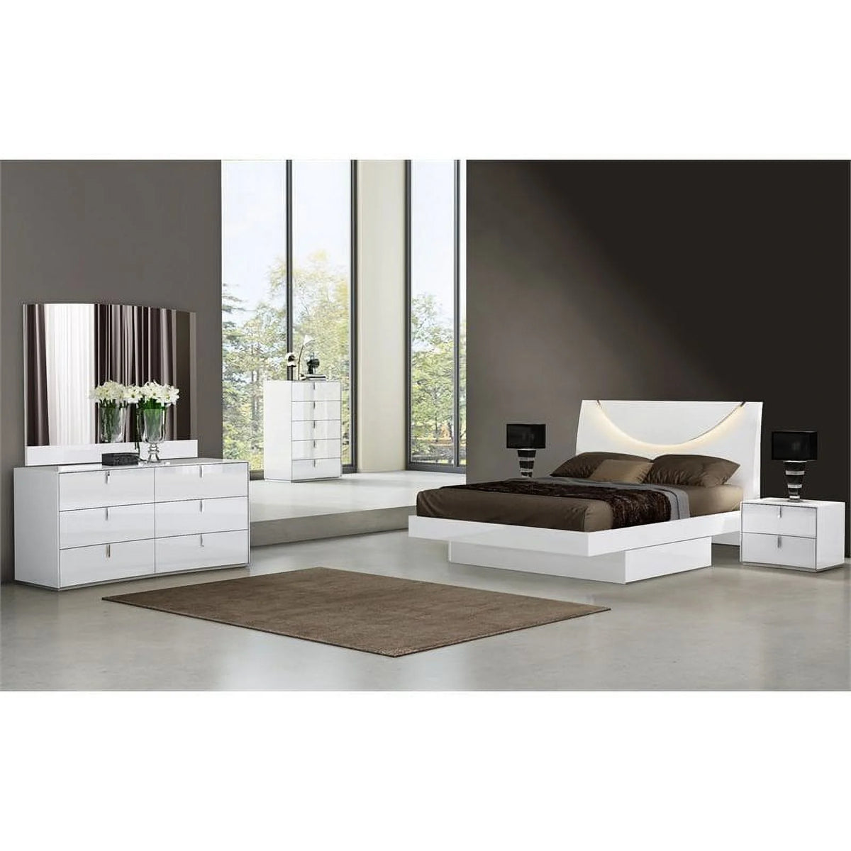White Lacquer Wood Chest P79238