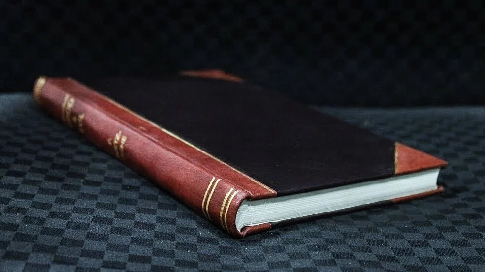 Leatherbound Book L605134