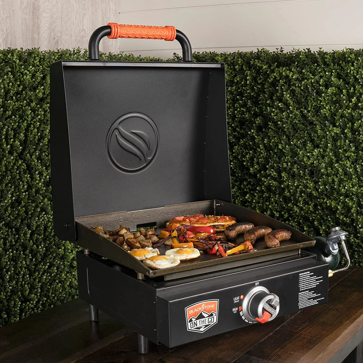17 Inch Nonstick Tabletop Gas Griddle with Lid I9408